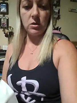 NikkiBlisss' Webcam Show