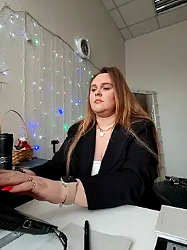 Juicy_PeachLux Chat XXX live