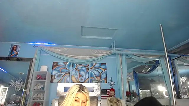 ADRIANNA_FOX Chat XXX live