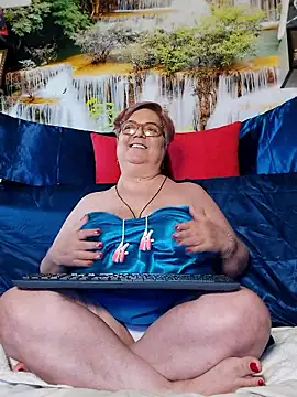 QueenPammy1 现场XXX聊天