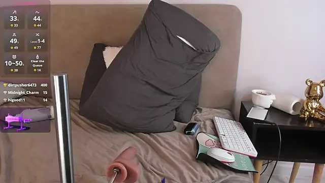 kittyhardfucks 现场XXX聊天