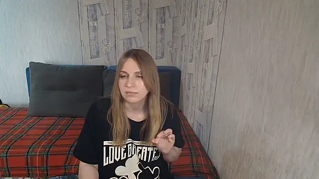 Pilly_green_: онлайн-секс-чат