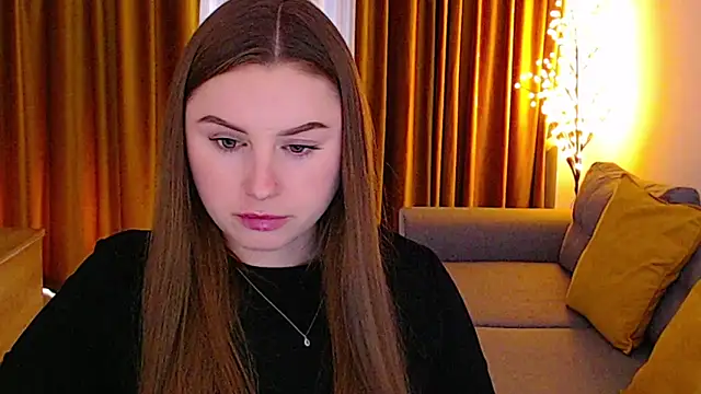 mia_bloomy Adlı Modelin Canlı XXX Sohbeti