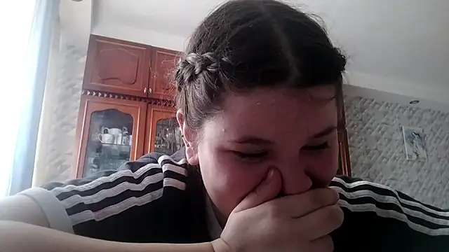 BeatriceMolands: онлайн-секс-чат