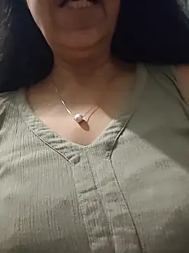 Онлайн чат XXX NakedMILFx