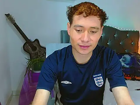 Chat XXX ao vivo de _Santi2