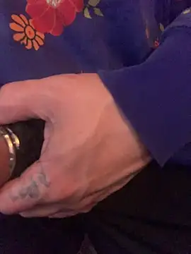 Ldnick69 লাইভ XXX চ্যাট