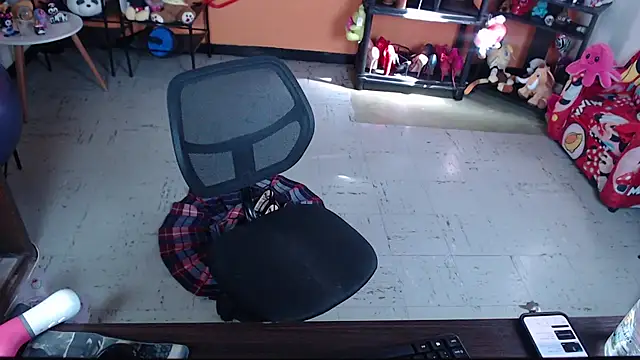 Chat +18 de MissMiia2 ao vivo