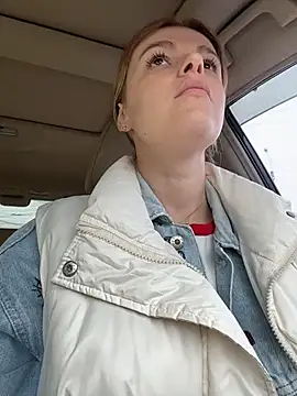 Živý XXX chat HarrietDart