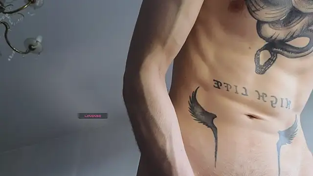 TechnoJesus: вебкам-шоу