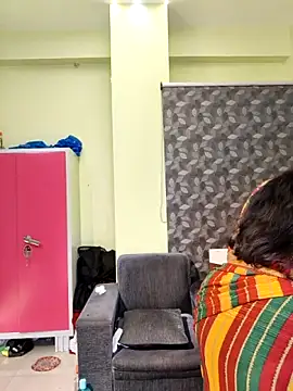 Czat XXX na żywo – Poly_bhabi