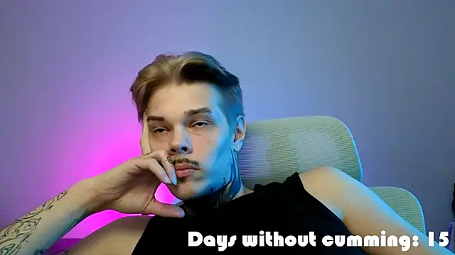 DENIS_HERE's Live XXX Chat