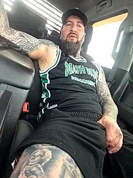 دردشة Beardedtattood الجنسية المباشرة