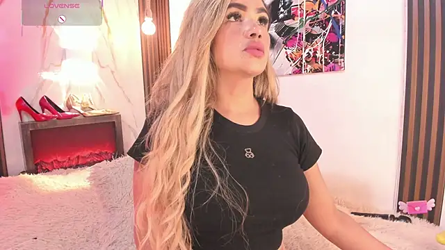 Agatha210のライブXXXチャット