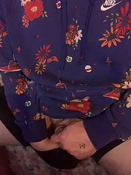 Ldnick69 élő XXX-chatje