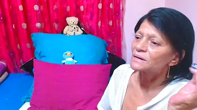 SLUTTYROXY – Live XXX-chat