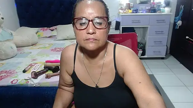 pervert_mommy_ – Live XXX-chat