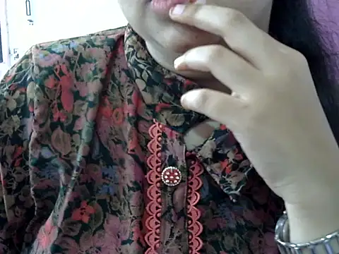 Cute_Aliyaa live XXX chat