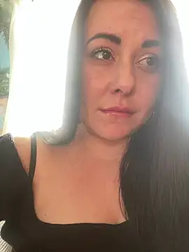 Chat +18 de DaisyStreet ao vivo