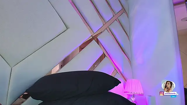 Noa_butterfly_ Obrolan Langsung XXX