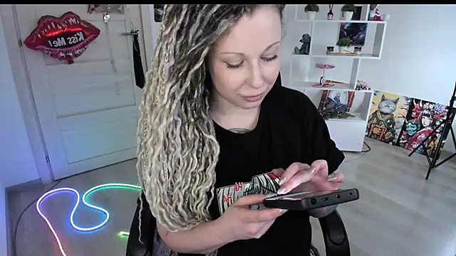 HoneySallyMoore Chat XXX in diretta