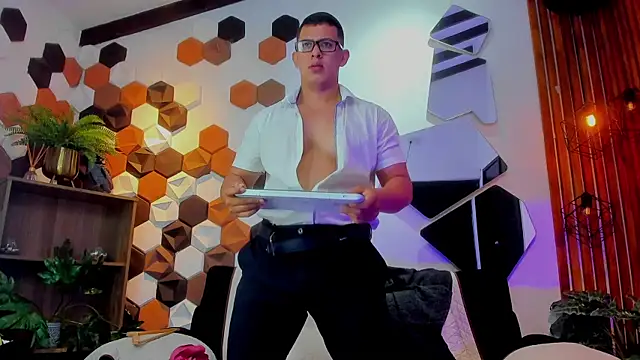 RomanCroft: απευθείας συνομιλία ΧΧΧ