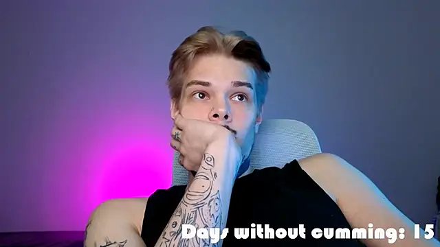 DENIS_HERE's Live XXX Chat