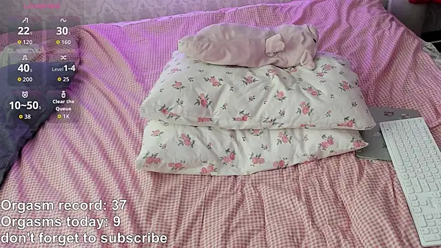 RileyNymph Show Webcam