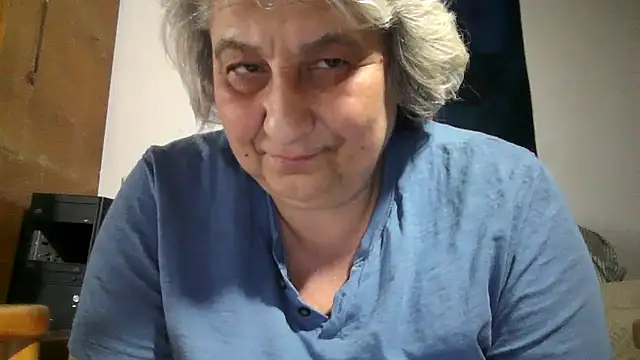 ExquisiteMature's Live XXX Chat