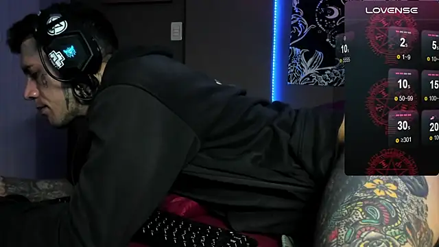 cleoo_jhonny 即時 XXX 聊天