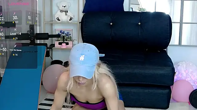 SarahRaynex's Live XXX Chat