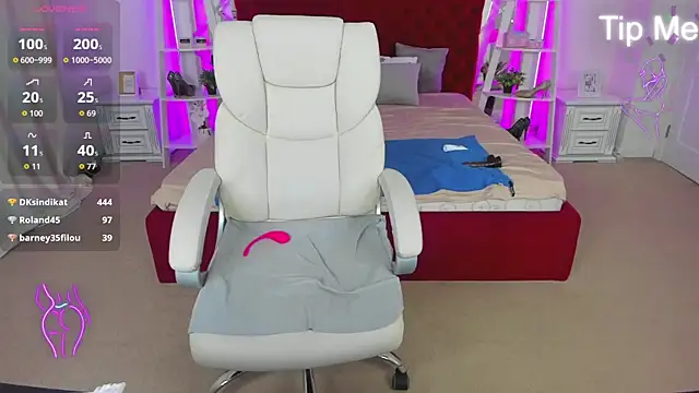 Chat +18 de Kamilla_Hot ao vivo