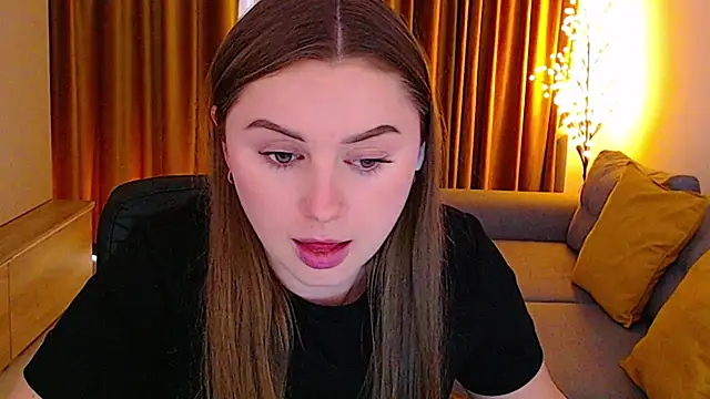 mia_bloomy 现场XXX聊天