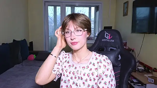 MalvinaBlum 现场XXX聊天