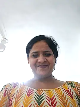 Pooja_pandey Show in webcam