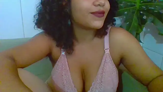 Chat XXX en directo de savanahottie