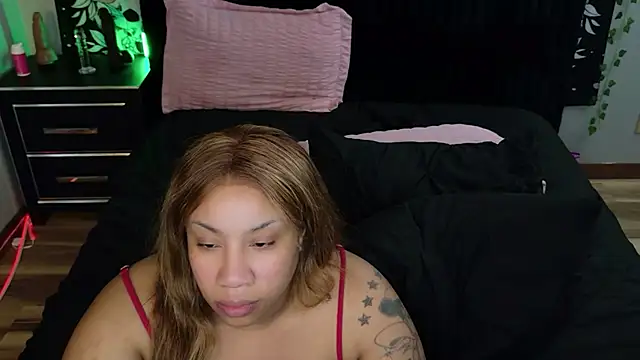 NeliaHexxen Show Webcam