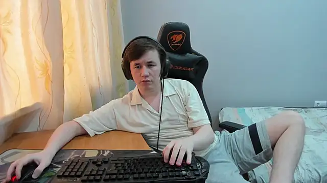 iliaskrislove 现场XXX聊天