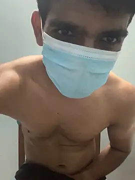 BadBoyTom78: онлайн-секс-чат