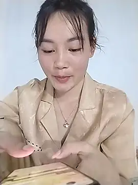 little-green-sprout Chat XXX live