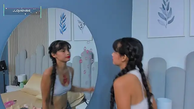 luly_dreams' Live XXX Chat