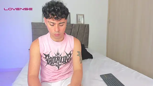 Soft_Temptationxx Live XXX-Chat