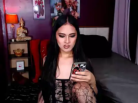 Онлайн чат XXX Plastique_PATRICIA