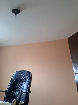 Chat XXX ao vivo de Ally-cutee