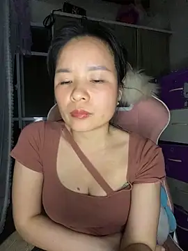 Ivy_Trix2 Show Webcam