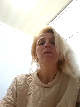 MiaLove183 – Kamerová šou