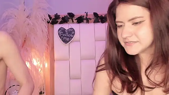 XXX chat uživo modela Daphne_And_Roger