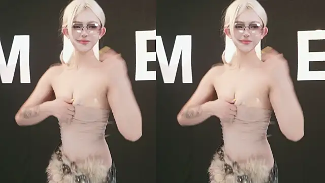 Chat XXX Live MHe-002