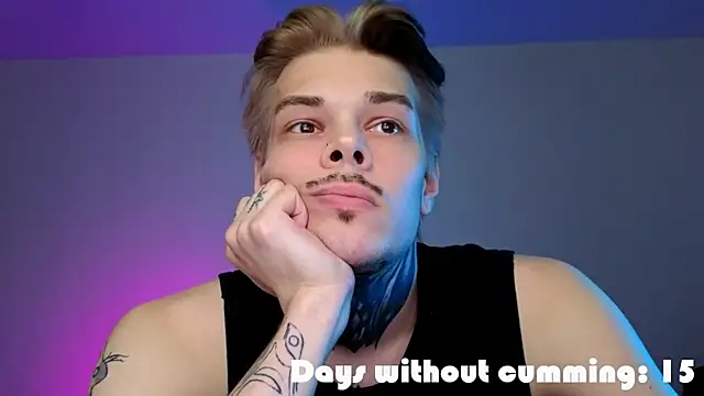 DENIS_HERE Adlı Modelin Canlı XXX Sohbeti