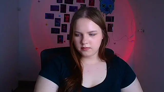 Kitty_Mia_KittyのライブXXXチャット